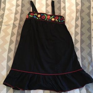 Women’s Embroidered Spanish style dress